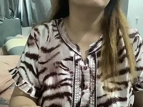 Snapshot of sassypooja chatting on October 17, 8:39 am sassypooja online show from October 17, 8:39 am