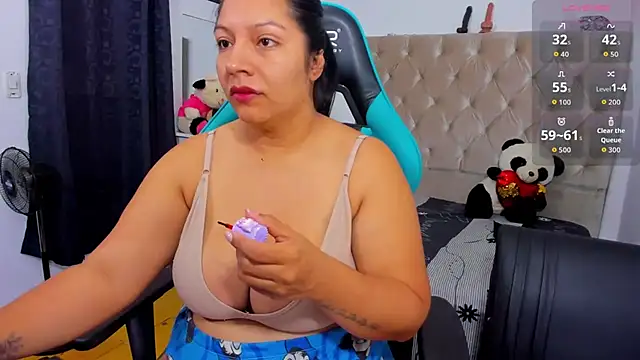 lulu ferrer online show from December 4, 3:03 pm