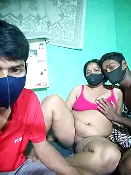 Group Of Lust online show from April 20, 7:06 pm