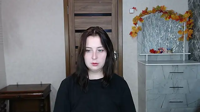 Kristy-Max online show from October 4, 9:30 pm