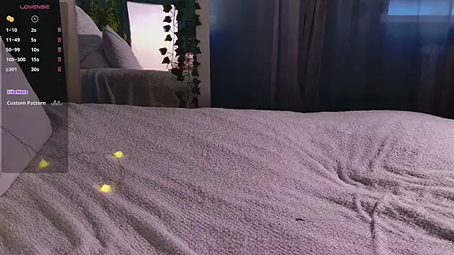 SunnyRisha online show from September 12, 5:30 am