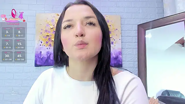  EmilyJireh  online show from October 4, 8:46 pm