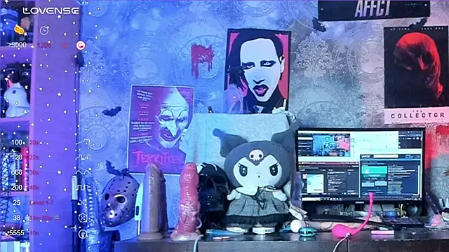 Snapshot of KuromiRacer_ chatting on September 10, 12:21 am KuromiRacer online show from September 10, 12:21 am