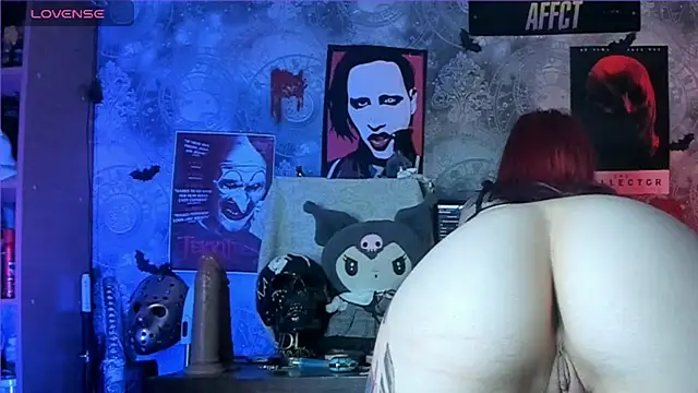 Snapshot of KuromiRacer_ chatting on September 8, 6:40 pm KuromiRacer online show from September 8, 6:40 pm