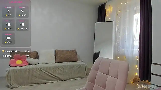  cometoseeme  online show from May 15, 3:59 pm