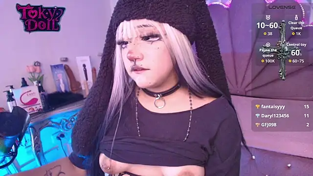 toky doll online show from October 1, 9:09 pm