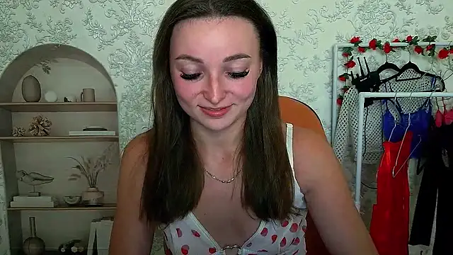 Snapshot of _Barbie_Kiss_ chatting on September 23, 10:24 am Barbie Kiss online show from September 23, 10:24 am