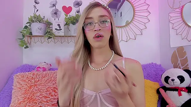 Ariadna Evangeline online show from October 10, 5:56 am