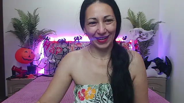 LiluGrants online show from October 20, 6:22 pm