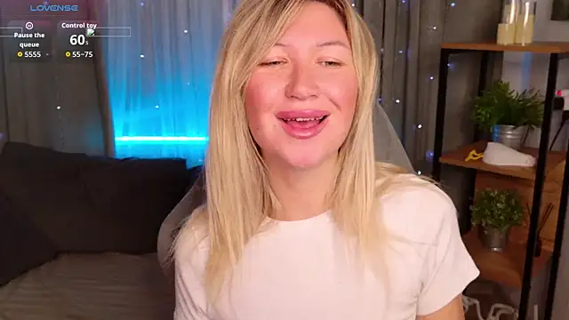 MilaBott online show from January 8, 7:07 pm