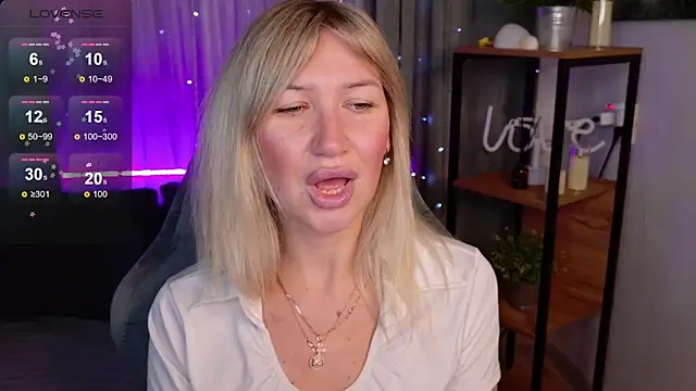 MilaBott online show from November 13, 8:19 pm