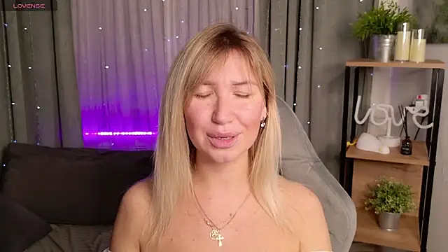 MilaBott online show from September 22, 9:46 pm