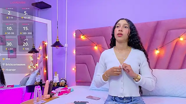 Beautifulskinny18 online show from September 27, 2:41 am