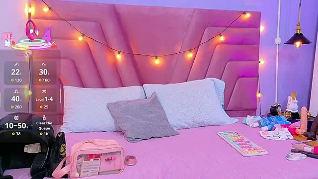 Beautifulskinny18 online show from October 20, 7:39 pm