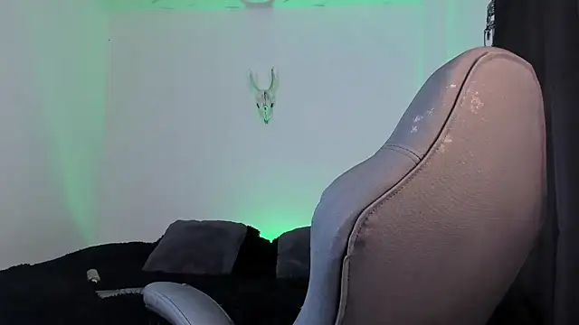 Aliz01 online show from November 8, 1:32 am