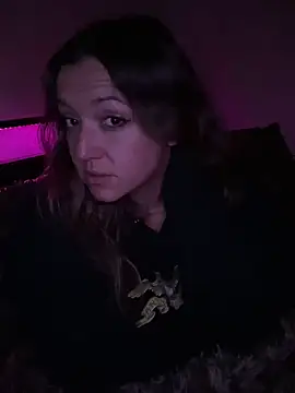 SummerV91 online show from February 3, 6:40 am