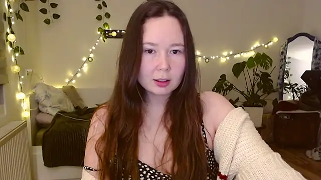 nextdoorbabygirl online show from November 18, 7:37 pm