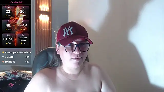 Snapshot of katty_femdom chatting on October 12, 6:43 pm katty femdom online show from October 12, 6:43 pm