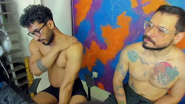 leondevereda online show from September 28, 1:45 am