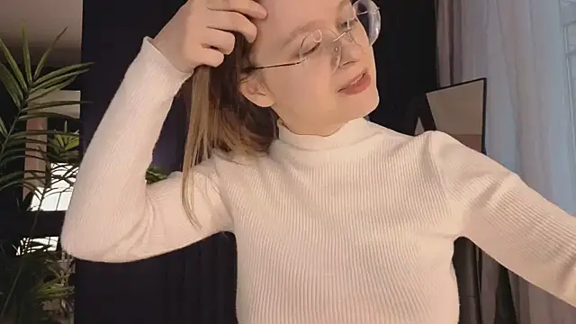 CassieCool online show from October 29, 1:04 pm