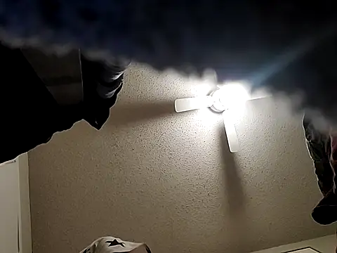 Drewpackn8 online show from October 4, 2:39 am