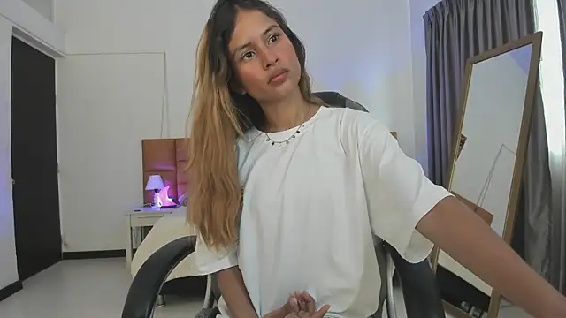 Tamy edwards online show from January 15, 8:15 pm