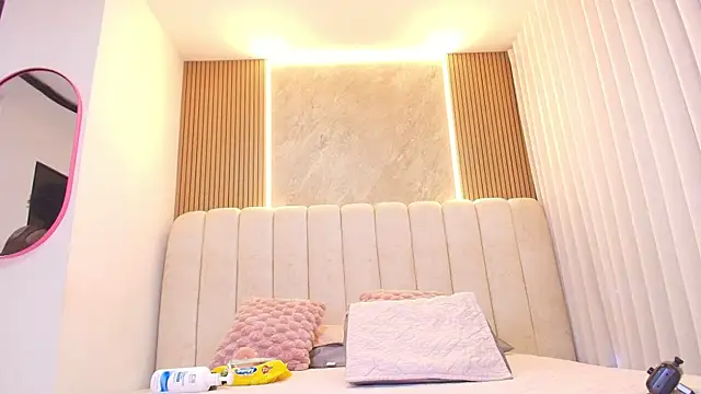 kata hazel online show from April 15, 7:36 pm