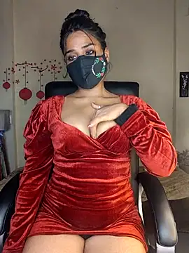 Black-Pearll online show from April 13, 8:04 am