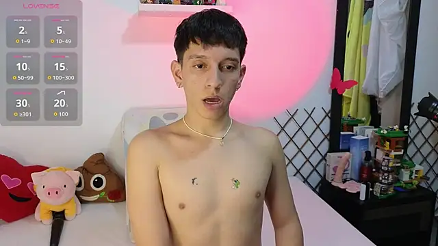 milky  boy  online show from November 23, 5:10 am