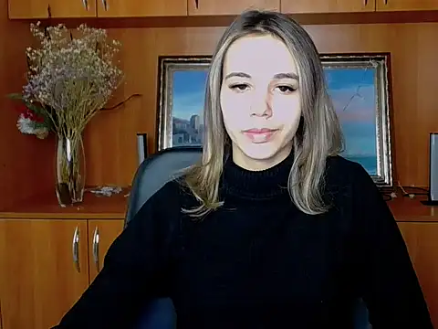  StAcY online show from October 30, 7:44 am