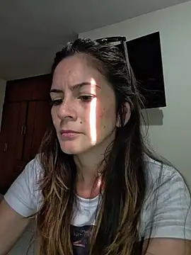 Hanny 24 online show from February 3, 7:51 pm