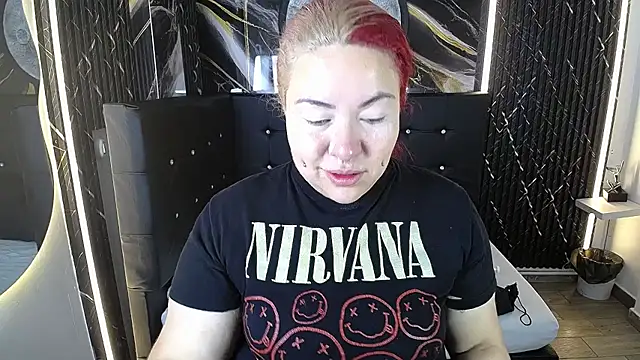 Bruja  Scarlata online show from October 1, 10:20 am