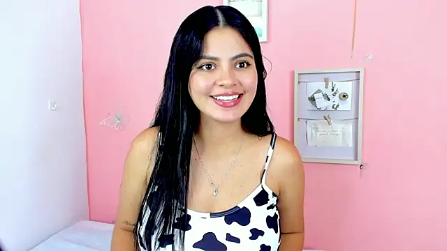Snapshot of Amandalorense_ chatting on October 1, 2:49 am Amandalorense  online show from October 1, 2:49 am