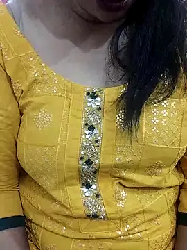 Urmila bhabhii online show from November 29, 3:32 am