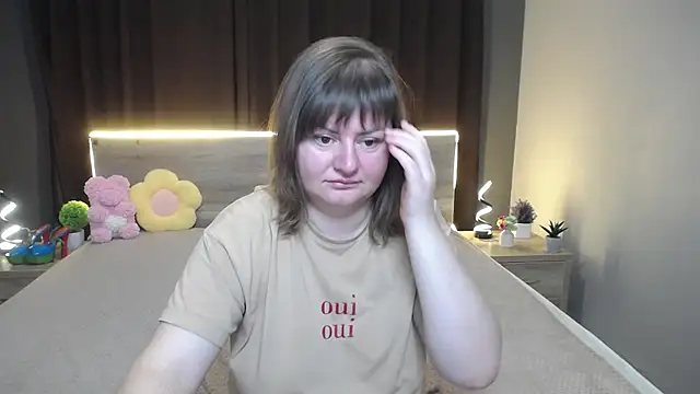 ZannaDreil online show from October 12, 7:38 pm