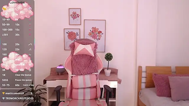 Dahlia  espresso online show from February 25, 8:40 pm