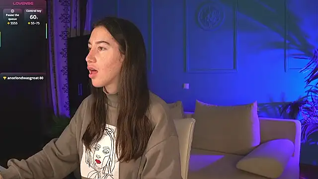 Belle Via online show from March 2, 2:13 pm