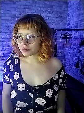 Snapshot of Cherry_xoxx chatting on September 18, 12:04 pm Cherry xoxx online show from September 18, 12:04 pm