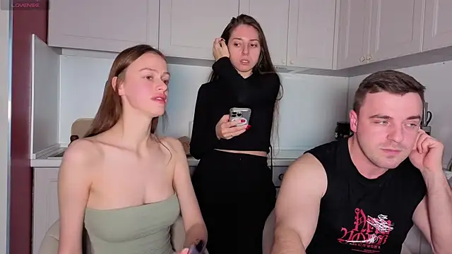 fcjuicy pussy online show from October 13, 12:19 pm