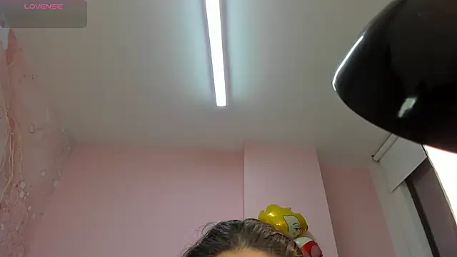 soyzarahtorres online show from September 24, 11:15 pm