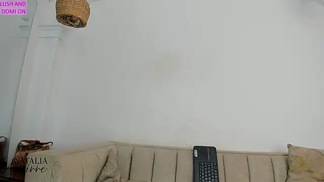 natalia aguirre1 online show from November 21, 12:29 pm