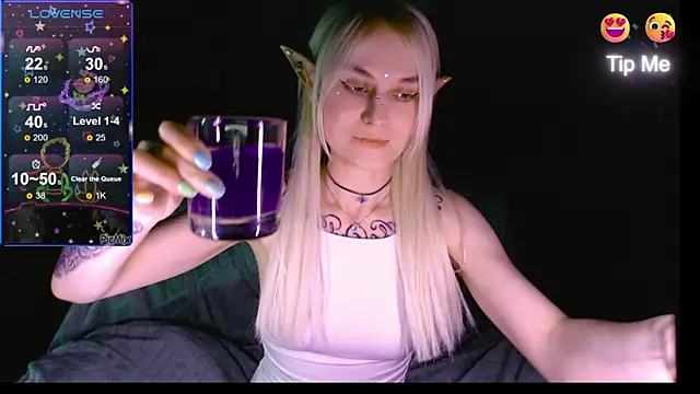 mischellemeow13 online show from October 2, 10:26 pm