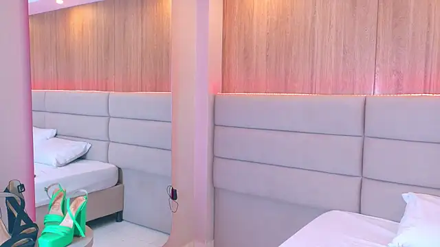 ValeSwift online show from November 19, 12:05 pm