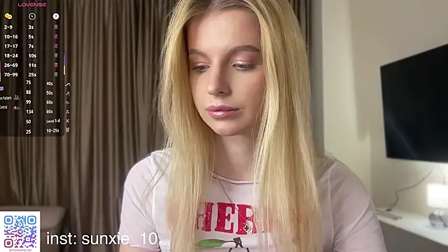 Sunshine Diana online show from March 27, 9:59 pm