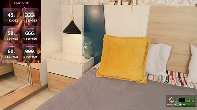 Megansttein  online show from September 30, 7:30 pm