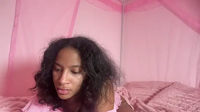 shandiloveslemonss online show from November 4, 6:29 am