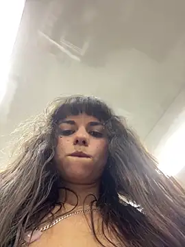 VioletaSubmissive online show from May 15, 11:51 pm