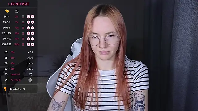 littlevildevil online show from November 17, 10:38 am