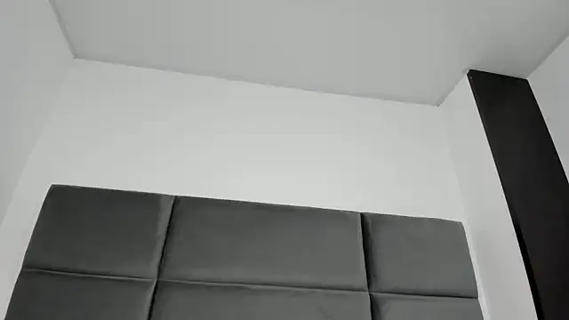 Lizz Luna online show from November 27, 7:39 pm