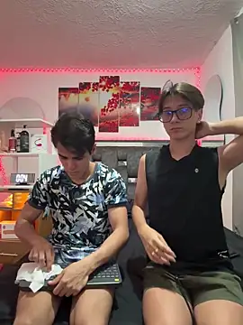 Alex and Fabian online show from May 24, 1:59 am